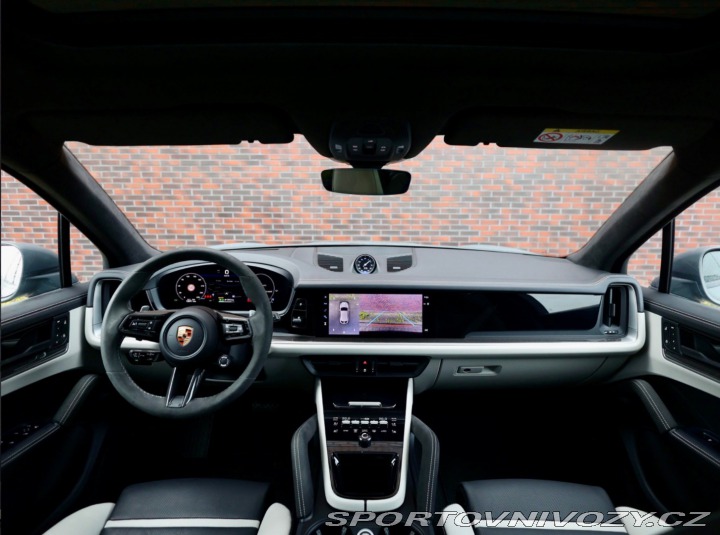 Porsche Cayenne 3.0 V6 E-Hybrid 470PS | 2025