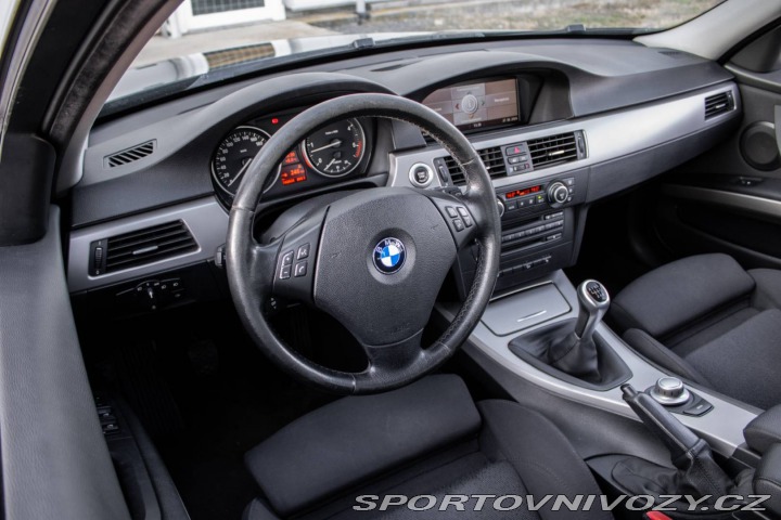 BMW 3 Touring 330d xDrive, 170 2008