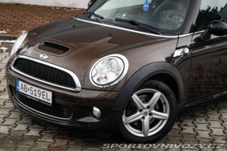 Mini Clubman CLubman 128kW AT / AJ NA 2009