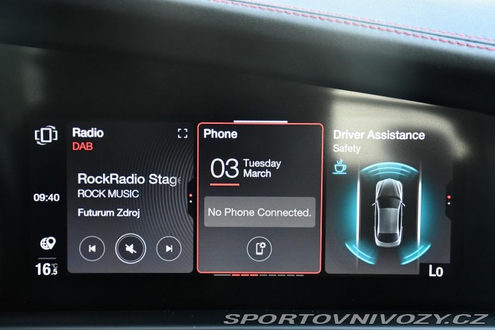 Alfa Romeo Giulia 2.0T16V206kWREZERVACE 2023