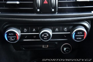 Alfa Romeo Giulia 2.0T16V206kWCOMPETIZIONE 2023