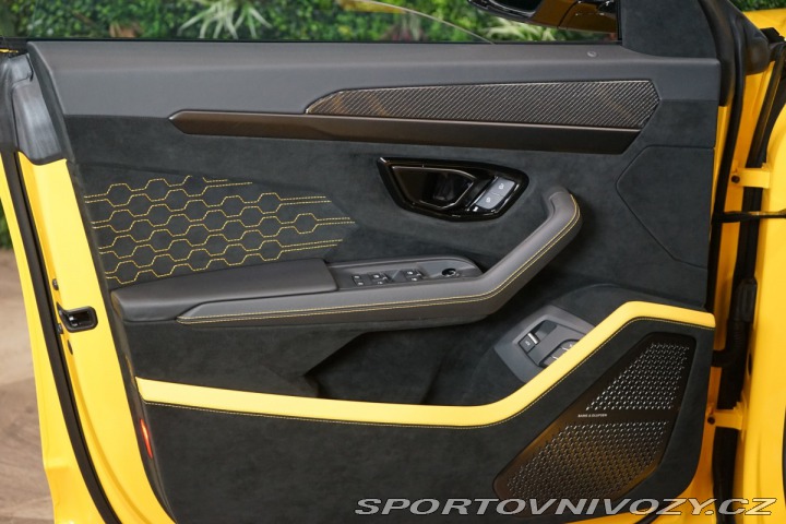 Lamborghini Urus PERFORMANTE*CARBON*ADAS*B 2025