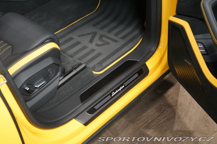 Lamborghini Urus PERFORMANTE*CARBON*ADAS*B 2025