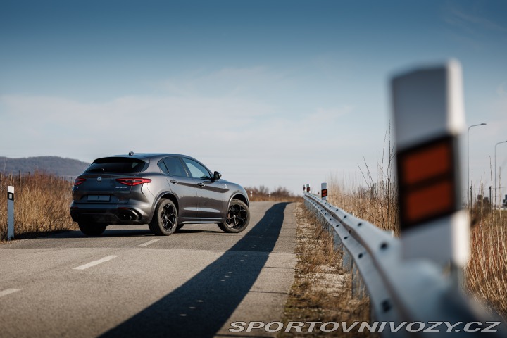 Alfa Romeo Stelvio Quadrifoglio 2018