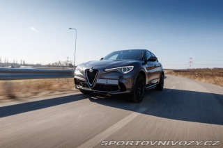 Alfa Romeo Stelvio Quadrifoglio 2018