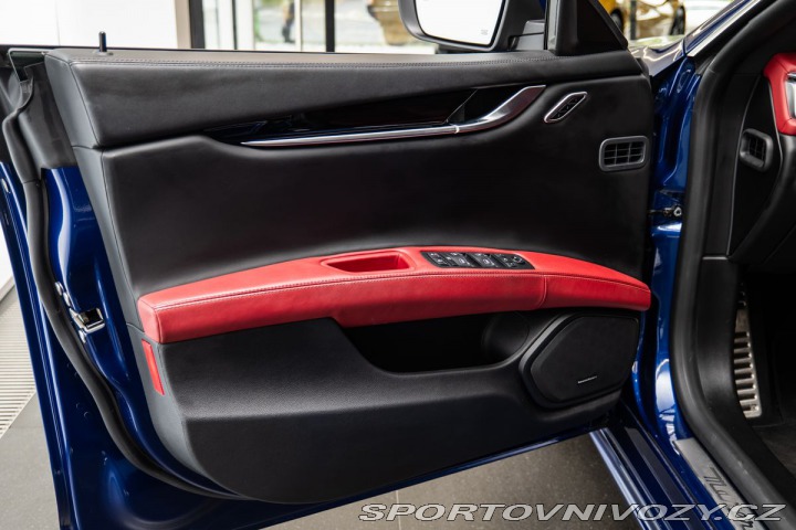 Maserati Ghibli  2019