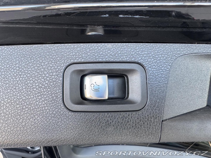 Mercedes-Benz E 300de 225kW*360k*REZERVAC 2020