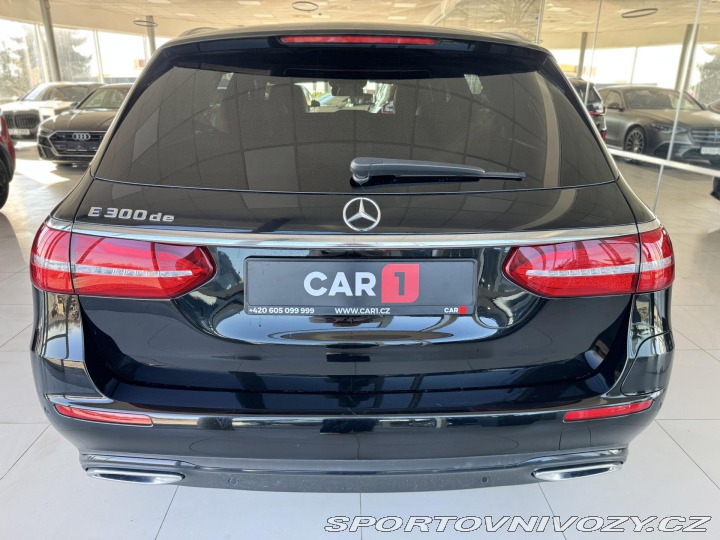 Mercedes-Benz E 300de 225kW*360k*REZERVAC 2020