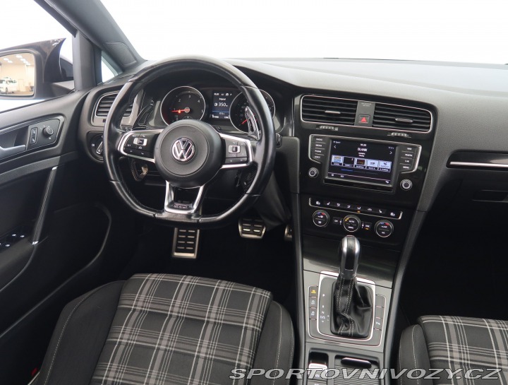 Volkswagen Golf 2.0 TDI GTD 2016