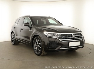 Volkswagen  Touareg  3.0 TDI