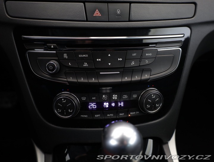 Peugeot 508 2.2 HDi 2012