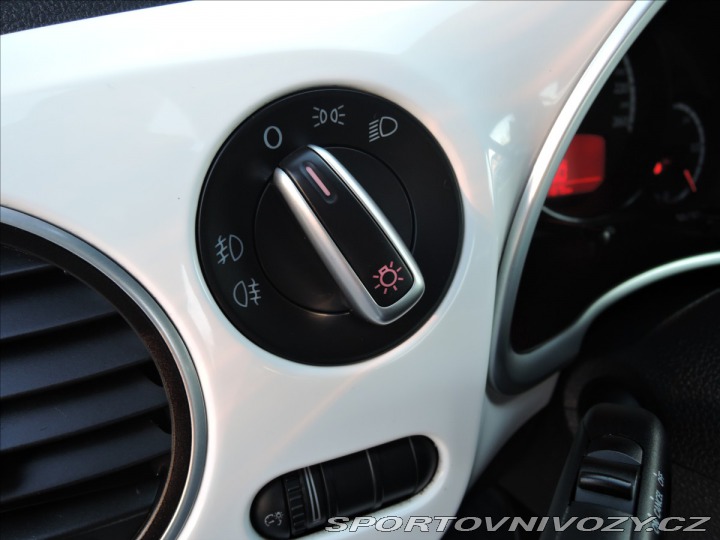 Volkswagen Beetle 1,2 i Servis ČR 112TKM 2012