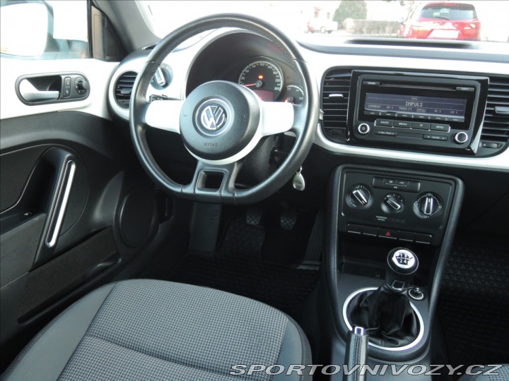 Volkswagen Beetle 1,2 i Servis ČR 112TKM 2012