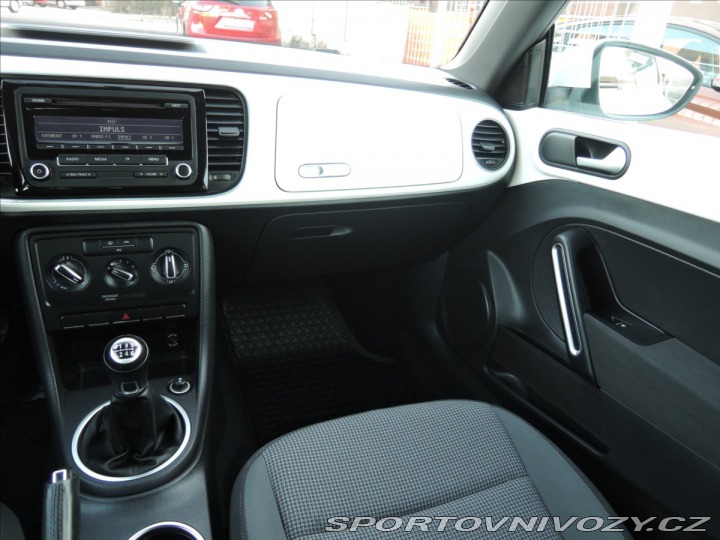 Volkswagen Beetle 1,2 i Servis ČR 112TKM 2012