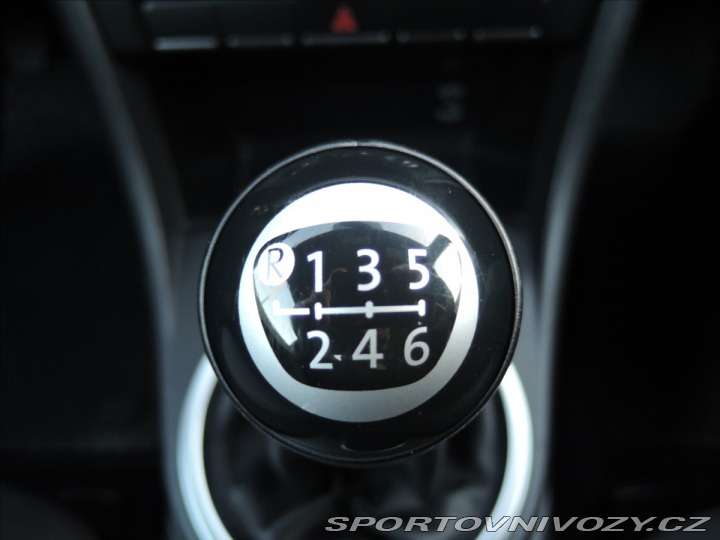 Volkswagen Beetle 1,2 i Servis ČR 112TKM 2012