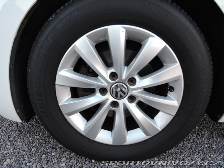 Volkswagen Beetle 1,2 i Servis ČR 112TKM 2012