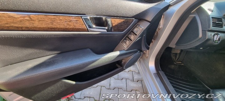 Mercedes-Benz C 2,0 C320 Cdi Elegance 2006