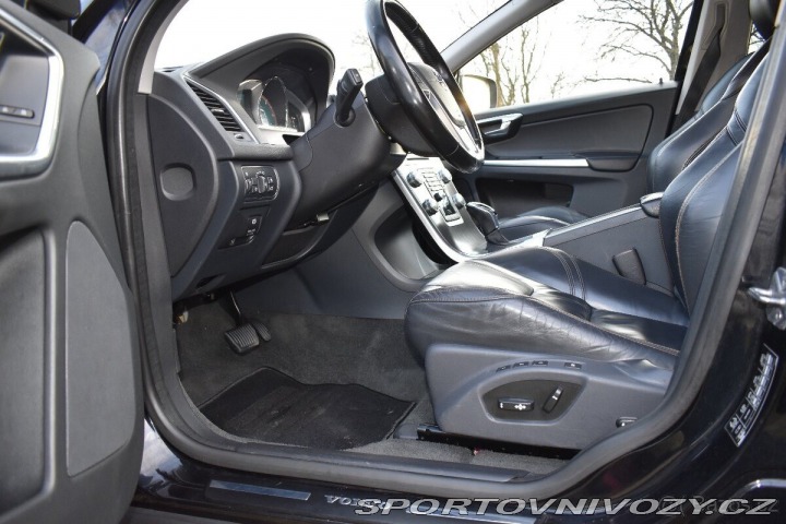 Volvo Ostatní modely XC60 2,4 Summum 158 kw AT 2014