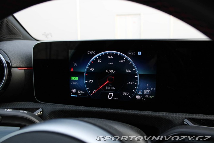 Mercedes-Benz A A250e AMG LINE AT8 / AJ 2020