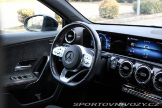 Mercedes-Benz A A250e AMG LINE AT8 / AJ 2020