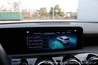 Mercedes-Benz A A250e AMG LINE AT8 / AJ 2020