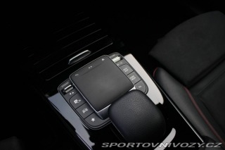 Mercedes-Benz A A250e AMG LINE AT8 / AJ 2020