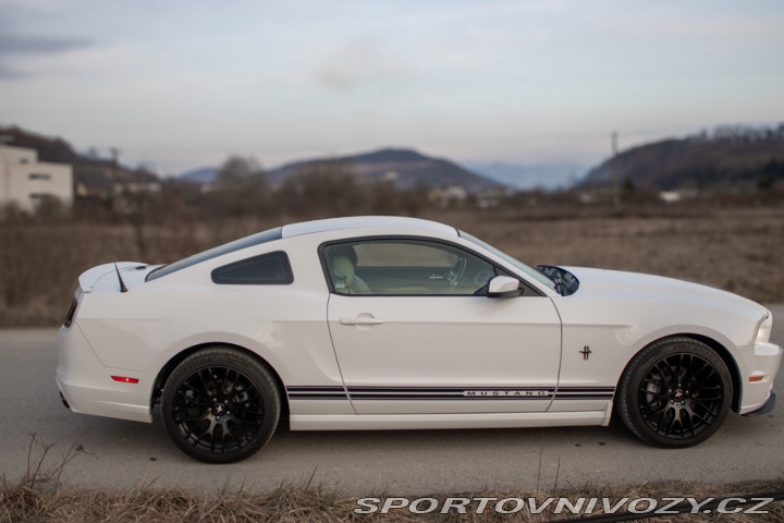 Ford Mustang 3.6 V6, 225kW, A/T, / A 2014