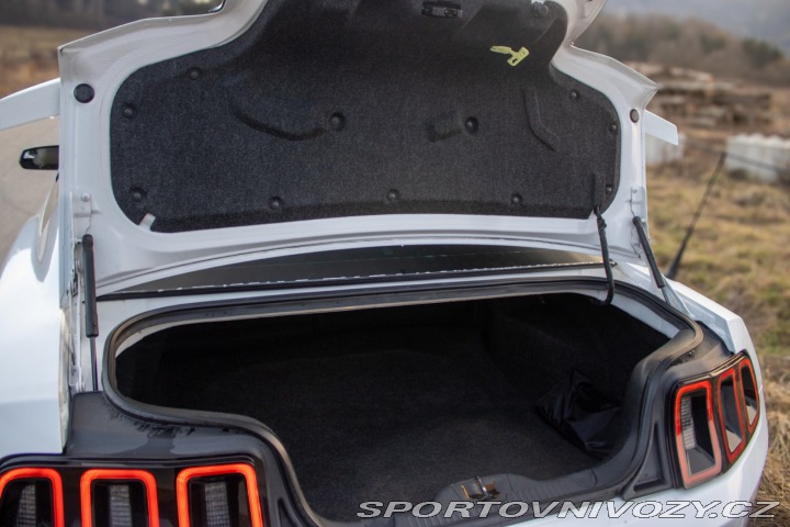 Ford Mustang 3.6 V6, 225kW, A/T, / A 2014