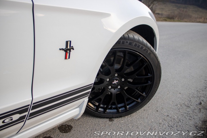 Ford Mustang 3.6 V6, 225kW, A/T, / A 2014