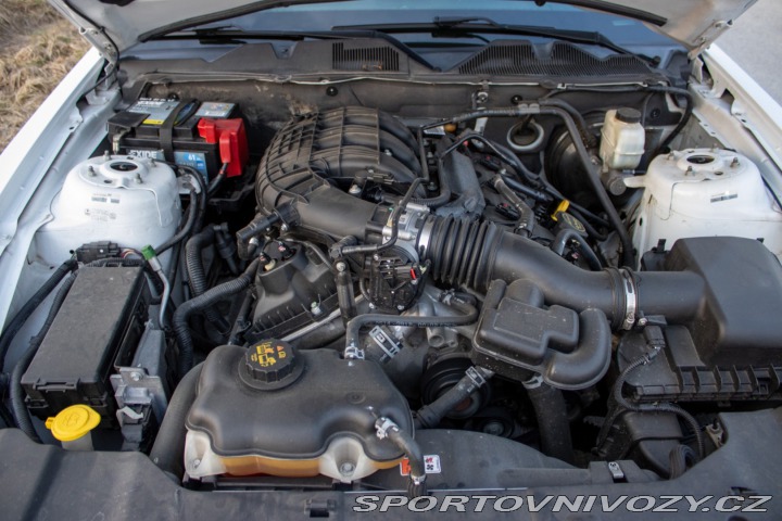 Ford Mustang 3.6 V6, 225kW, A/T, / A 2014