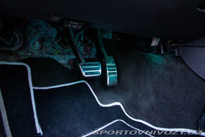 Ford Mustang 3.6 V6, 225kW, A/T, / A 2014