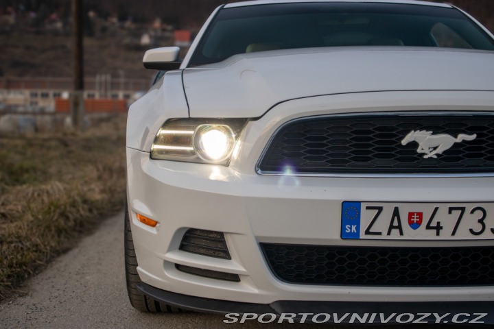 Ford Mustang 3.6 V6, 225kW, A/T, / A 2014