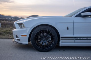 Ford Mustang 3.6 V6, 225kW, A/T, / A 2014
