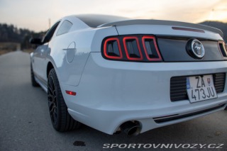 Ford Mustang 3.6 V6, 225kW, A/T, / A 2014