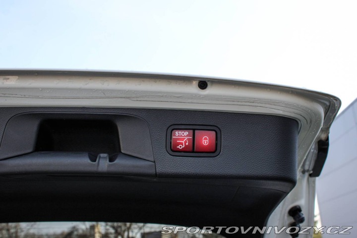 Mercedes-Benz Ostatní modely GLC SUV SUV  250d 4MATIC A/T AMG 2016