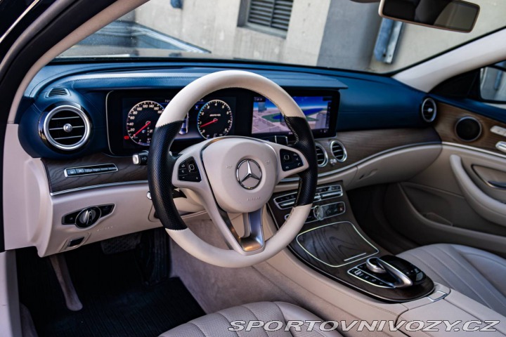 Mercedes-Benz E E400 4Matic 245kW / AMG 2018