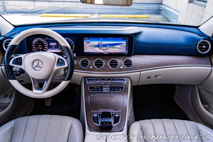 Mercedes-Benz E E400 4Matic 245kW / AMG 2018