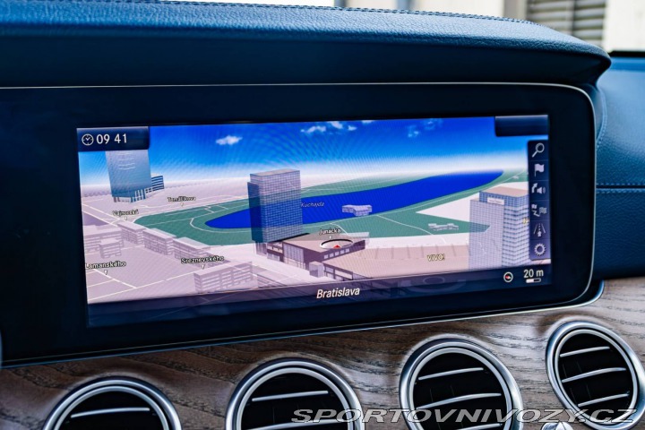 Mercedes-Benz E E400 4Matic 245kW / AMG 2018