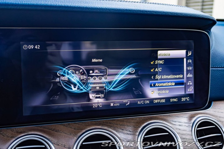 Mercedes-Benz E E400 4Matic 245kW / AMG 2018