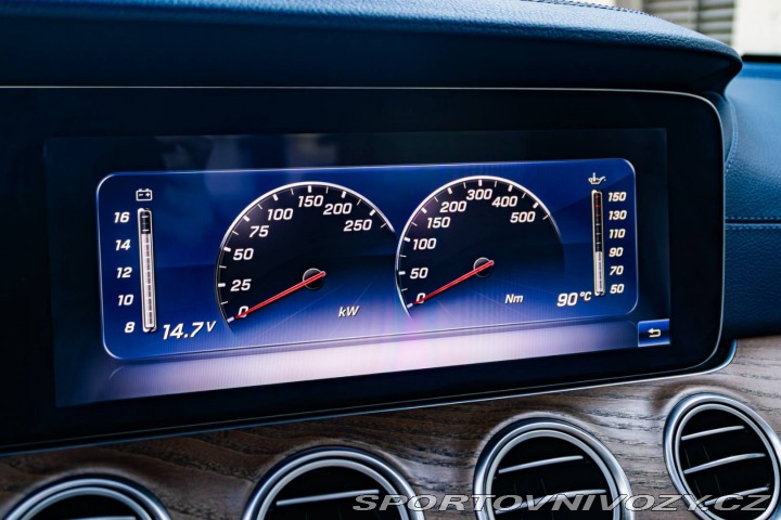 Mercedes-Benz E E400 4Matic 245kW / AMG 2018