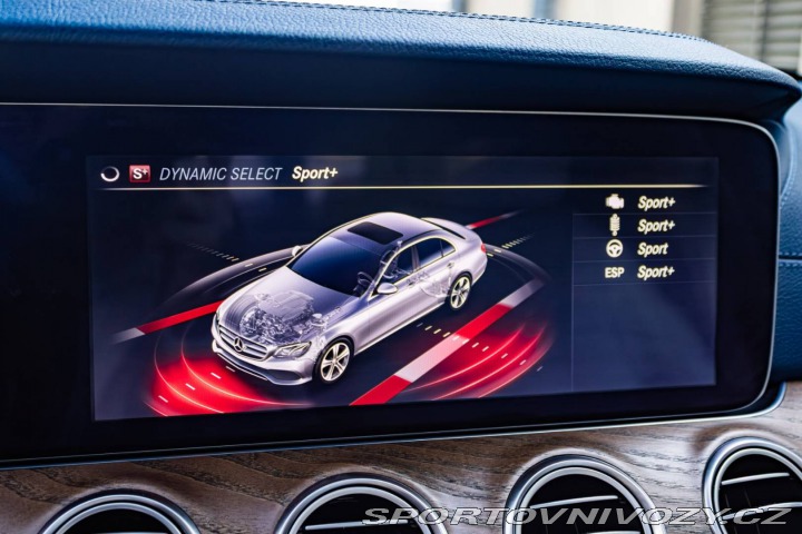 Mercedes-Benz E E400 4Matic 245kW / AMG 2018