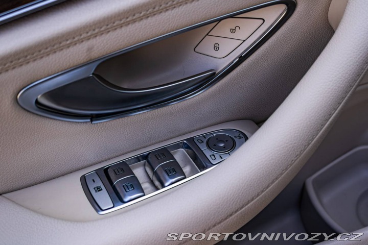 Mercedes-Benz E E400 4Matic 245kW / AMG 2018