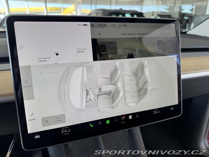 Tesla Ostatní modely Long Range 378kW*AWD*Tažn 2022