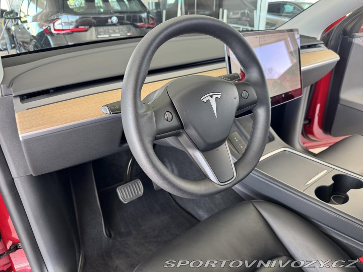 Tesla Ostatní modely Y Long Range 378kW*AWD*Ta 2022