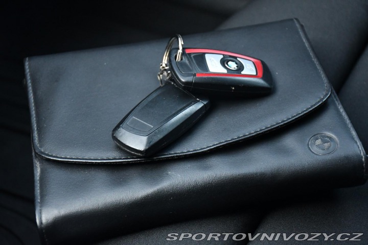 BMW 3 330d TAŽNÉ PO ROZVODECH 2014