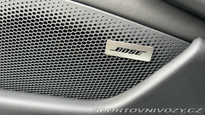 Porsche Taycan Sport Turismo 2024