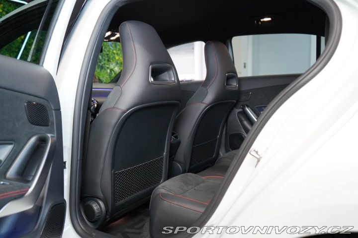 Mercedes-Benz A 180*AMG*KAMERA*LED*KEYLES 2020