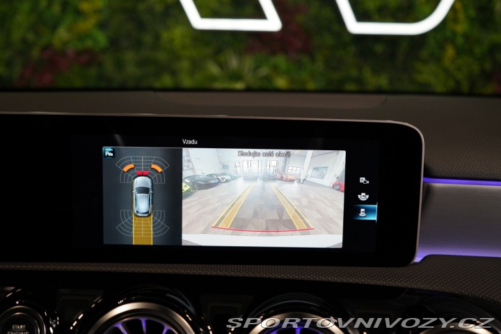 Mercedes-Benz A 180*AMG*KAMERA*LED*KEYLES 2020