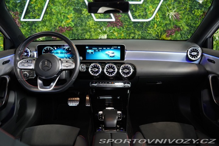 Mercedes-Benz A 180*AMG*KAMERA*LED*KEYLES 2020