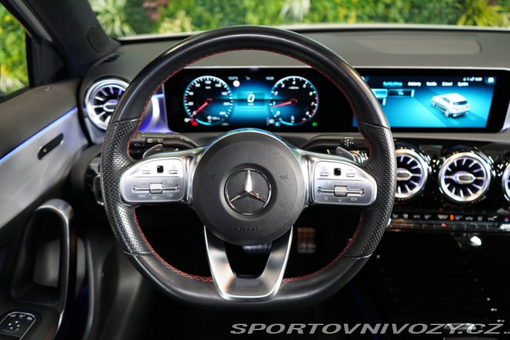 Mercedes-Benz A 180*AMG*KAMERA*LED*KEYLES 2020
